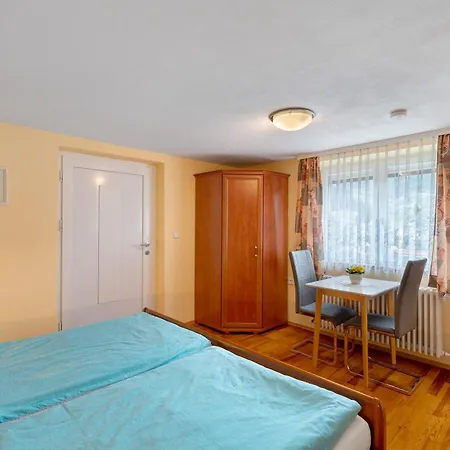 Haus Am Schroffen Apartmán *