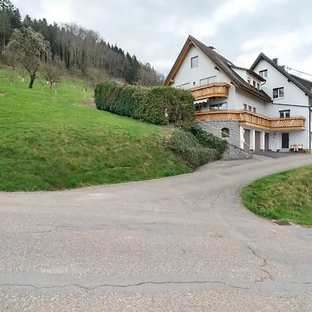 Haus Am Schroffen *